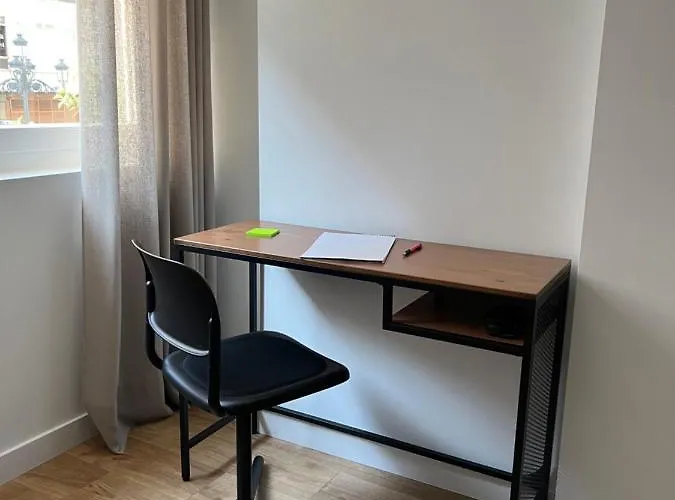 Piso Exclusivo En Centrico, Negocios, Confort Apartmán Vigo