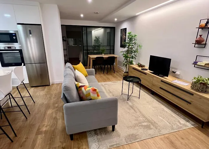 Piso Exclusivo En Centrico, Negocios, Confort